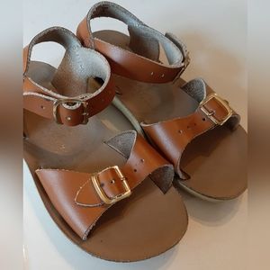 Saltwater sandals toddler size 9